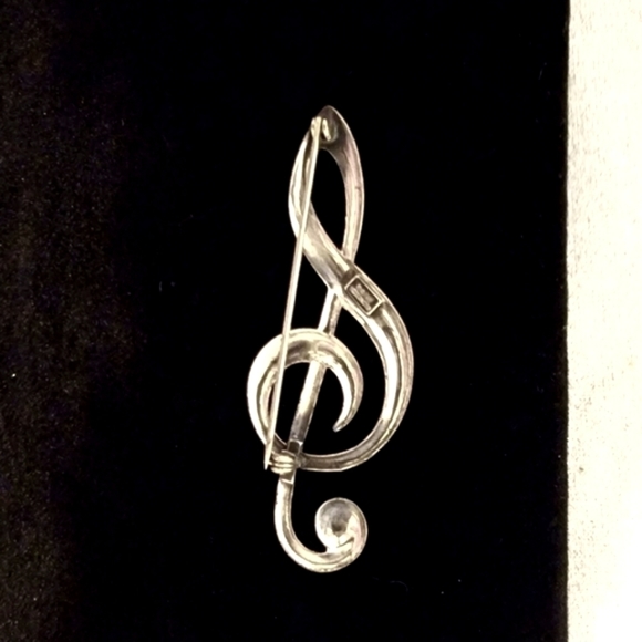 Vintage BEAU Sterling Treble Clef Brooch Pin - Picture 2 of 3